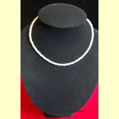 collier_jade_40cm