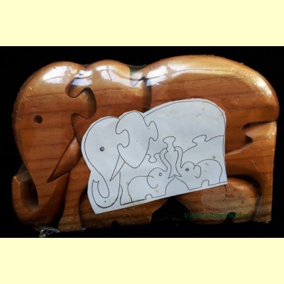 olifantpuzzel_van_hout-met_2_kalveren-2